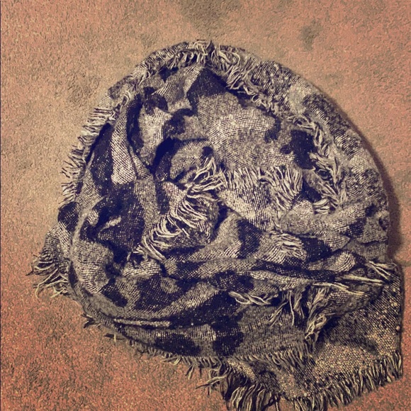 Camo scarf - Picture 1 of 2